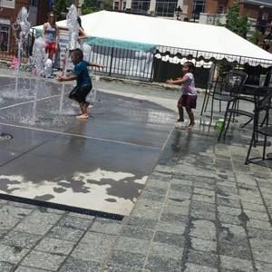 Meet your Posher, Roberto